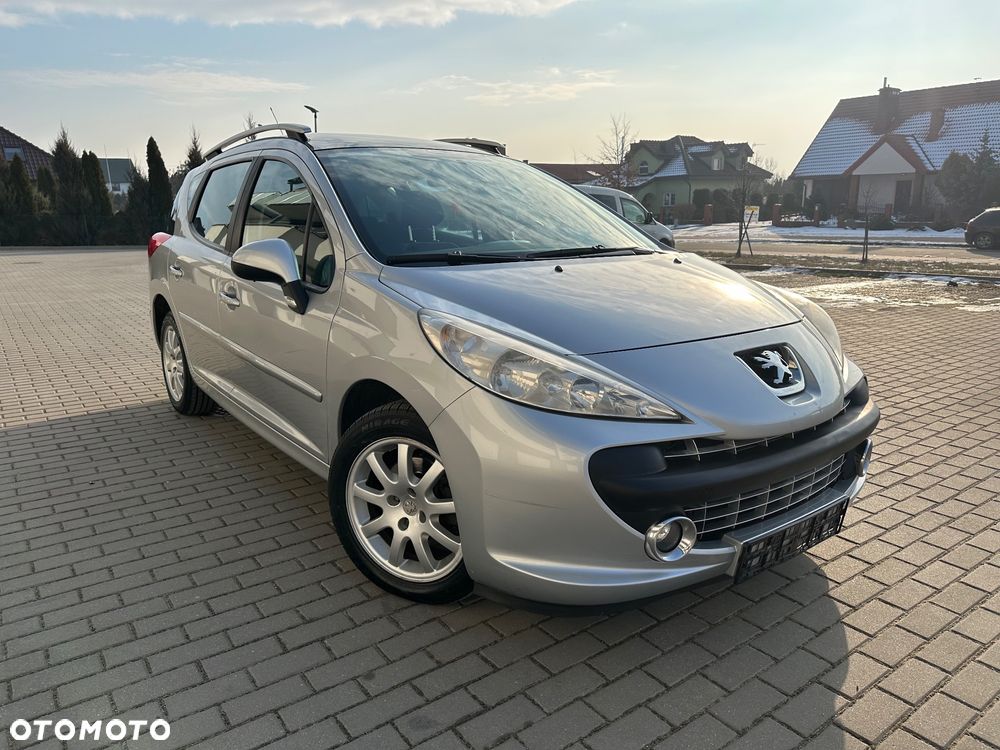 Peugeot 207 SW HDi FAP 90 (Blue Lion) Sport - 9