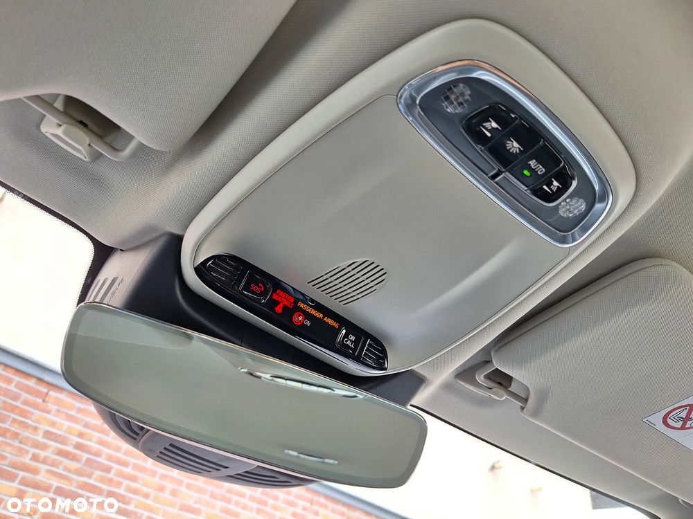 Volvo V90 T4 Momentum Pro - 39