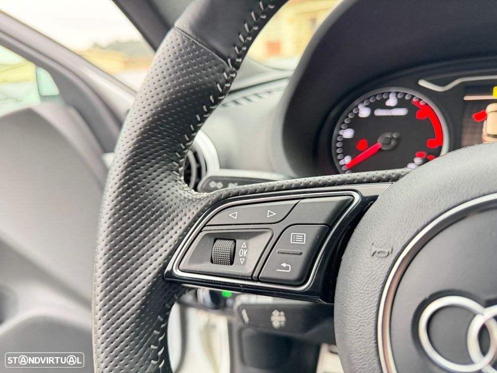 Audi A3 Sportback 1.6 TDI S-line S tronic - 22