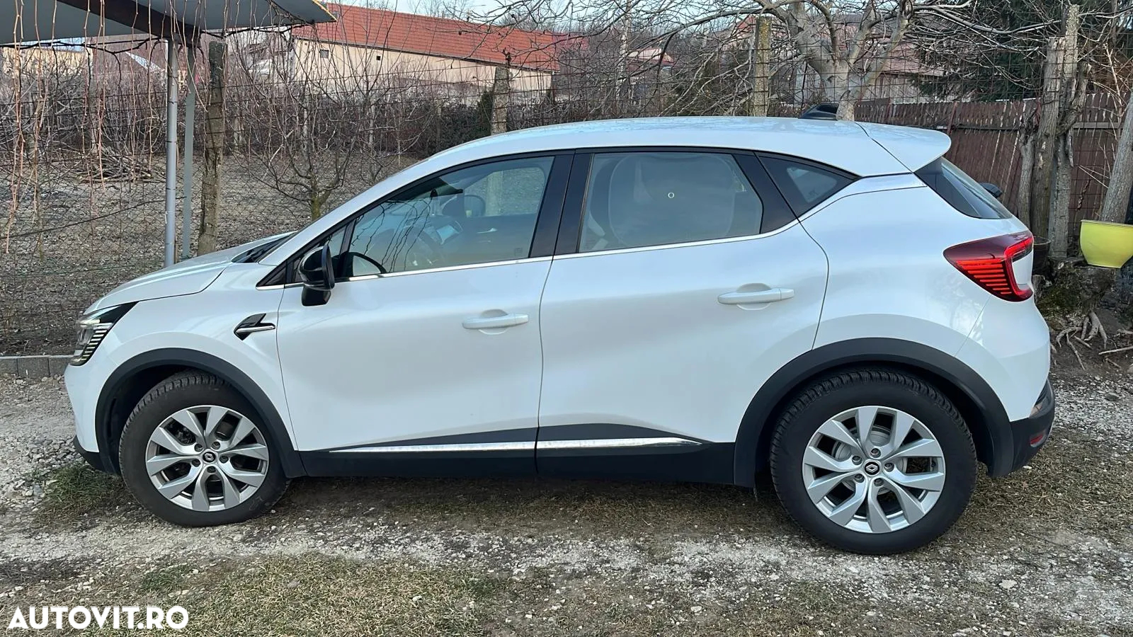 Renault Captur TCe 140 FAP Intens - 2