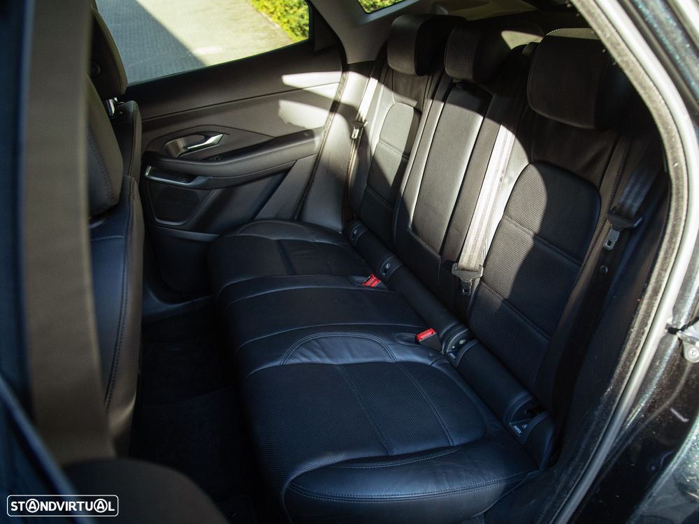 Jaguar E-Pace 2.0 i4D S - 17