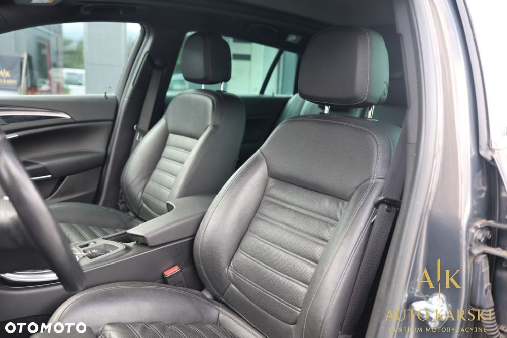 Opel Insignia - 32