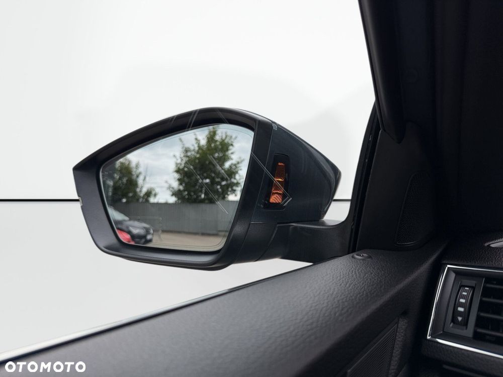 Skoda Superb 2.0 TDI SCR L&K DSG - 29