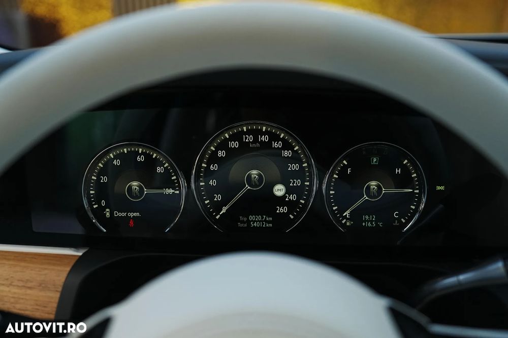 Rolls-Royce Ghost - 20
