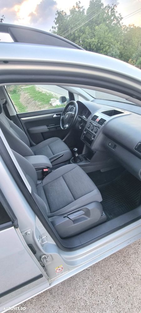 VOLKSWAGEN Touran 2008 — imagine 8
