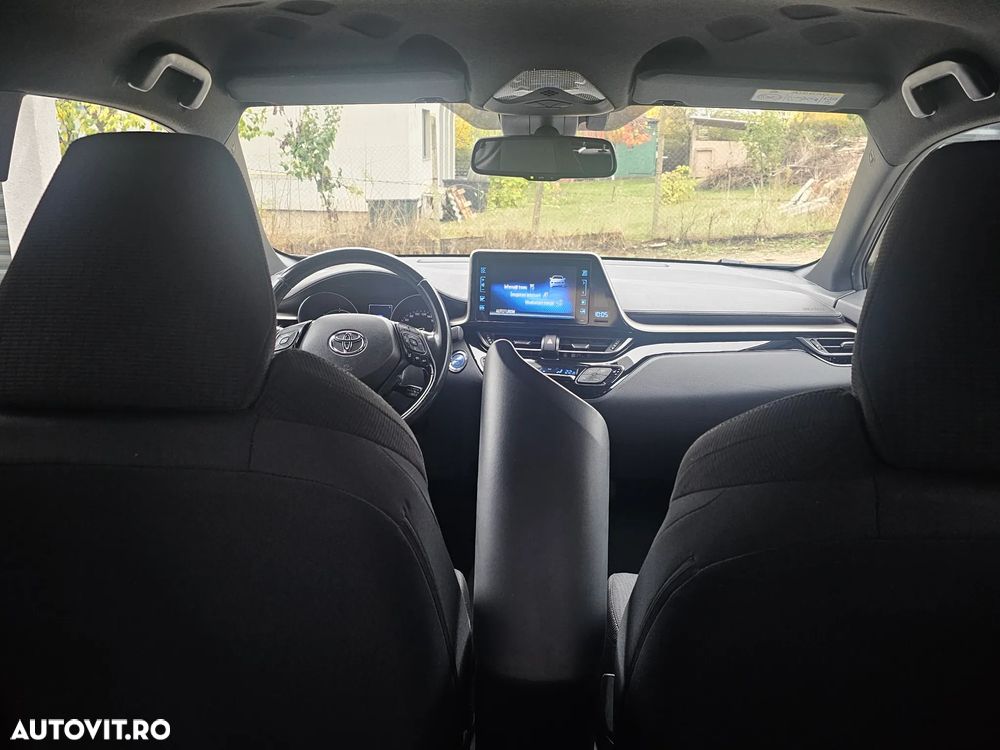 Toyota C-HR Business-Edition - 6