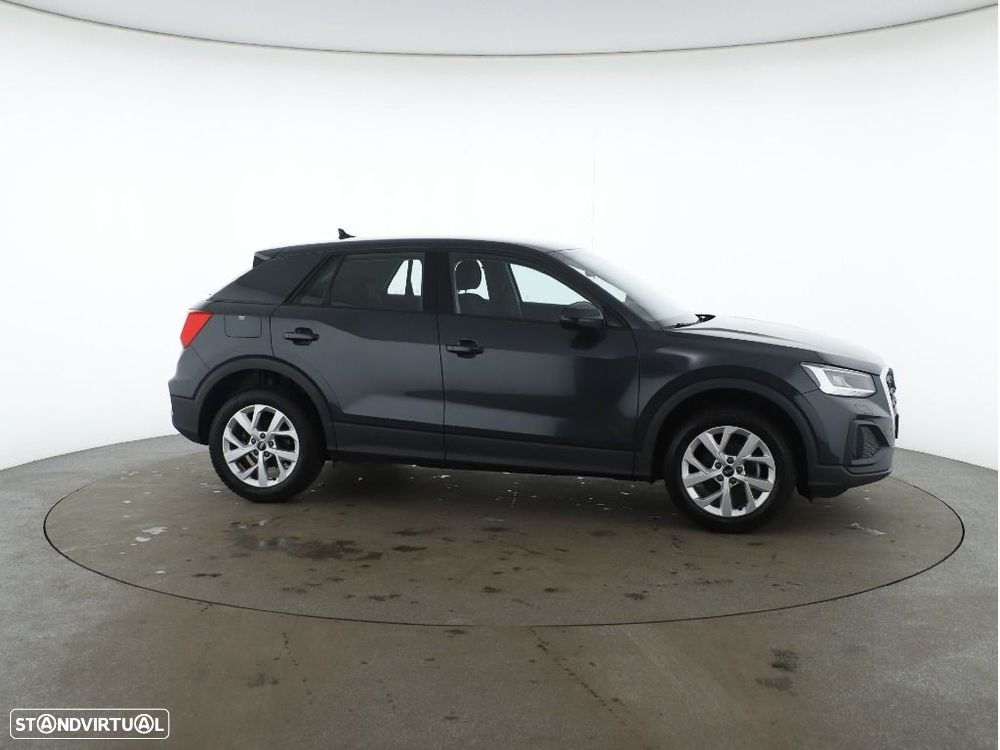 Audi Q2 30 TFSI - 8