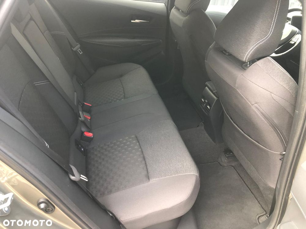 Suzuki Swace 1.8 Hybrid Premium Plus CVT - 23