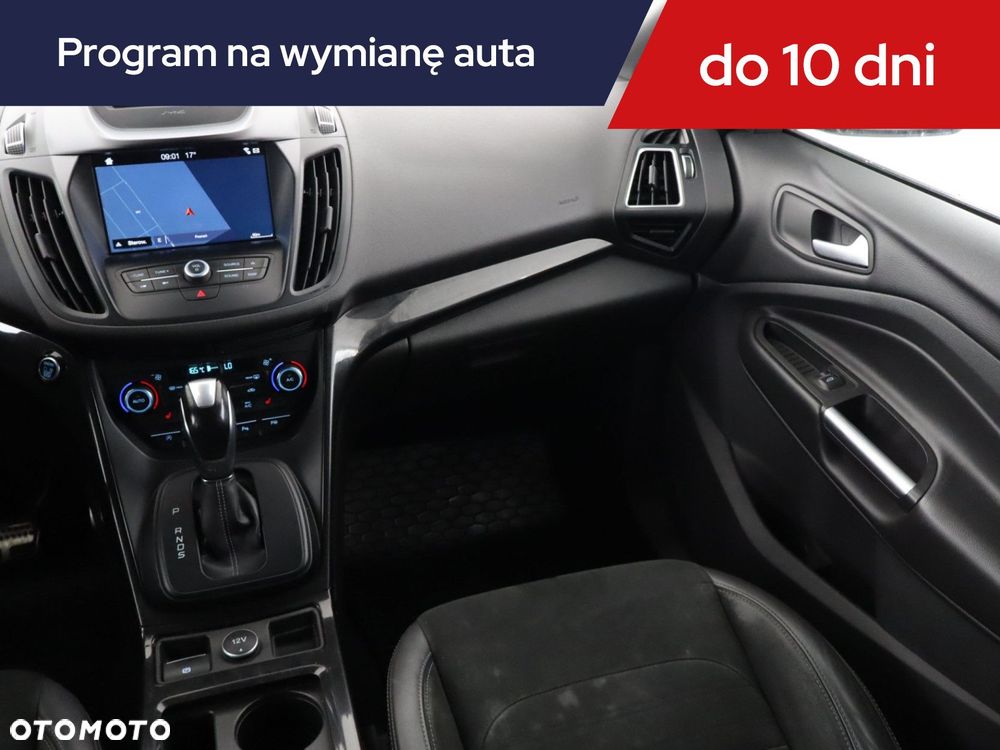 Ford Kuga - 10