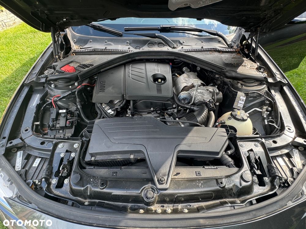 BMW Seria 3 316i Sport Line - 36