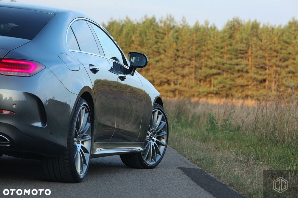 Mercedes-Benz CLS - 9