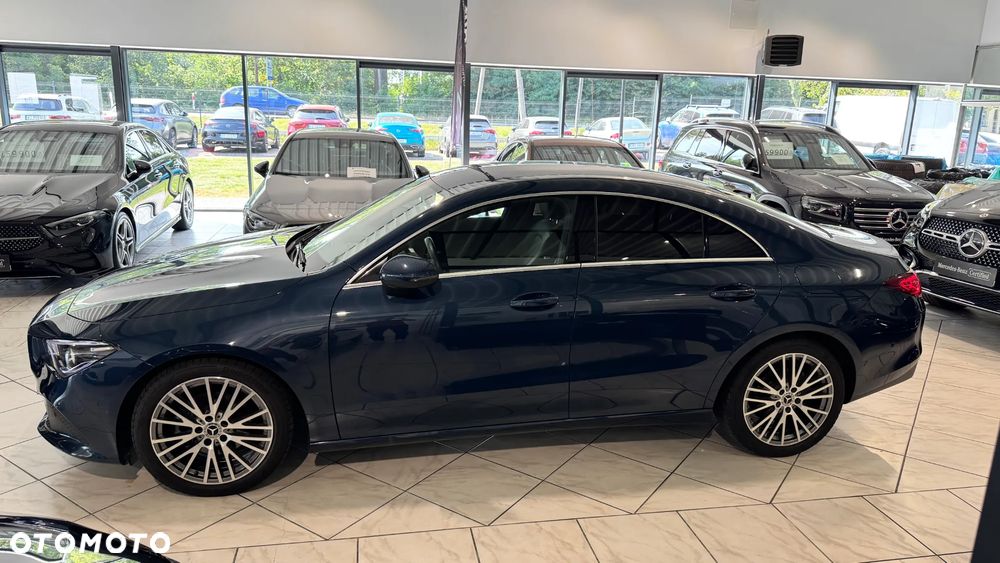 Mercedes-Benz CLA 180 Progressive 7G-DCT - 3