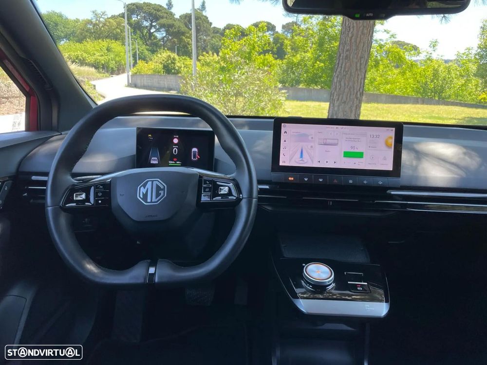 MG MG4 77 kWh Extended Range Luxury - 40