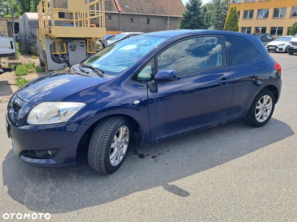 Toyota Auris 2.0 D-4D Premium - 1