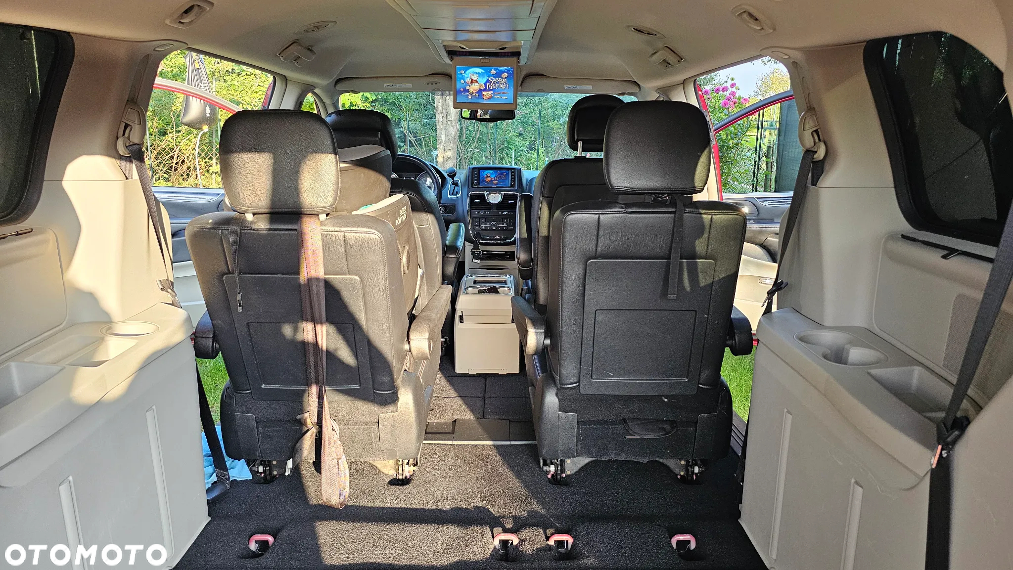 Chrysler Town & Country 3.6 Limited - 21