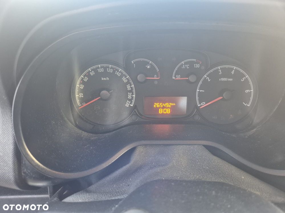 Opel COMBO - 10