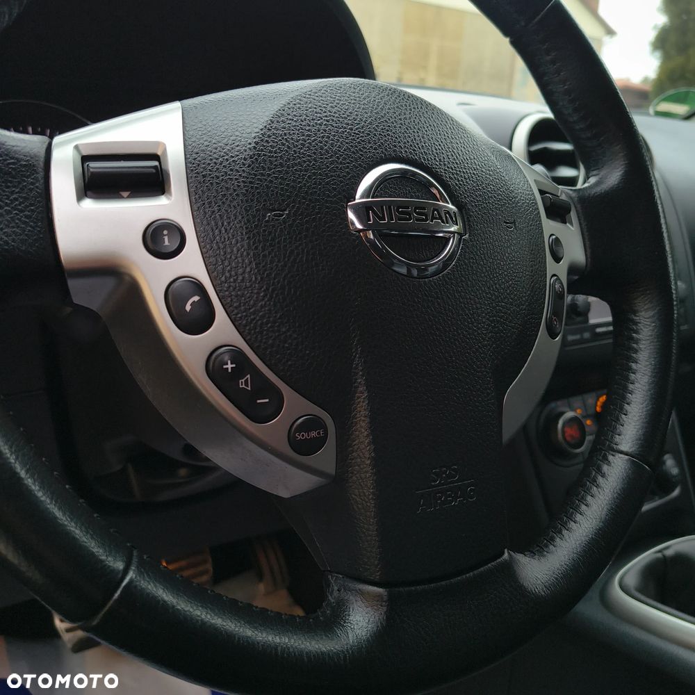 Nissan Qashqai+2 2.0 360 - 21