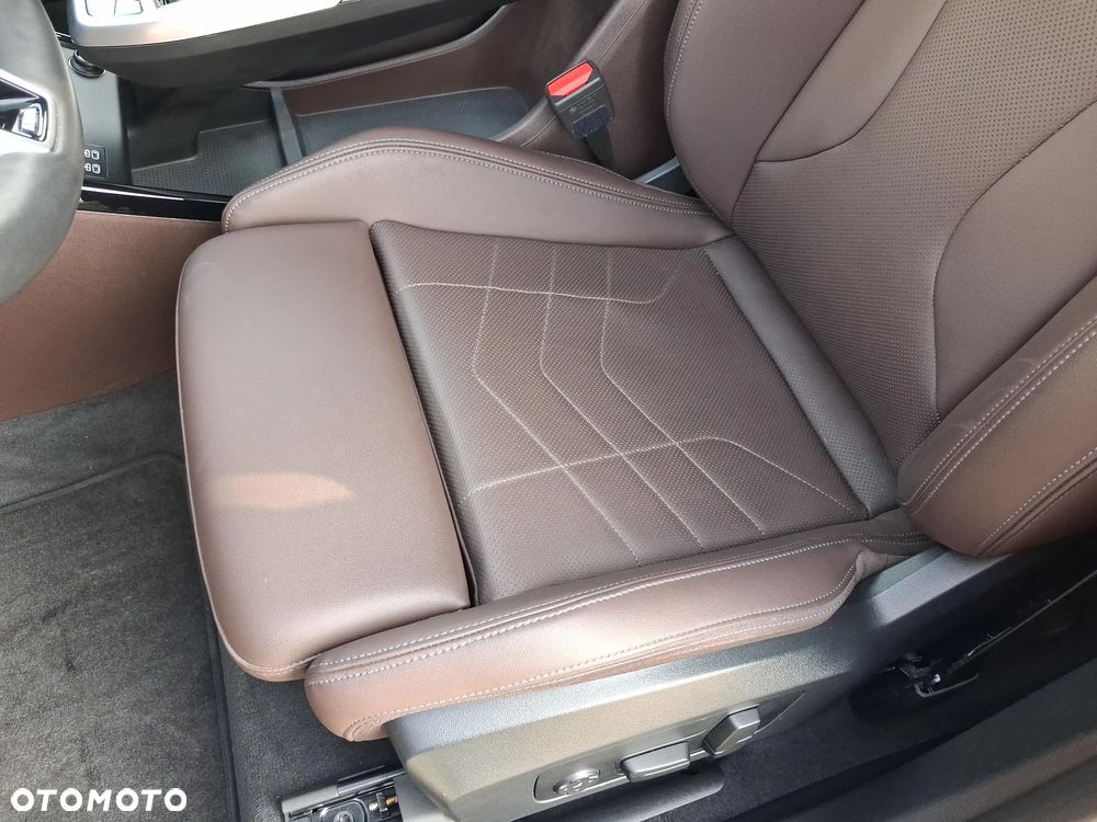 BMW X1 sDrive18d M Sport - 13