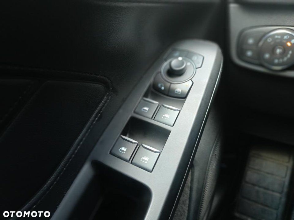 Ford Focus - 11