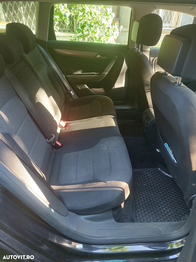 Volkswagen Passat 2.0 TDI BlueMotion Tehnology Highline - 9
