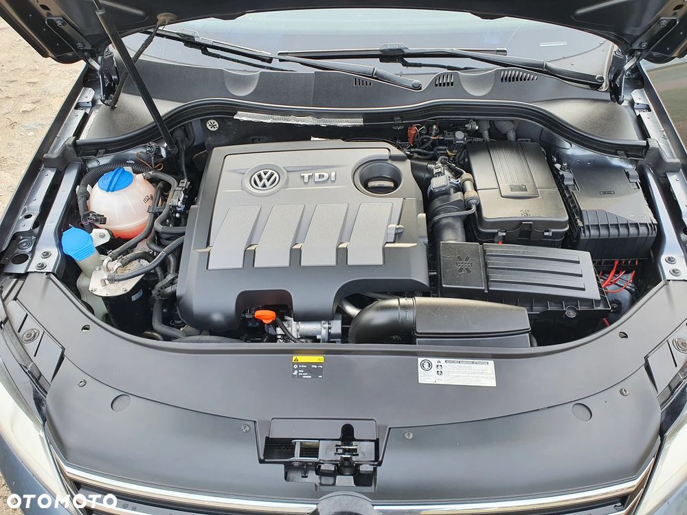 Volkswagen Passat 1.6 TDI BlueMotion - 15