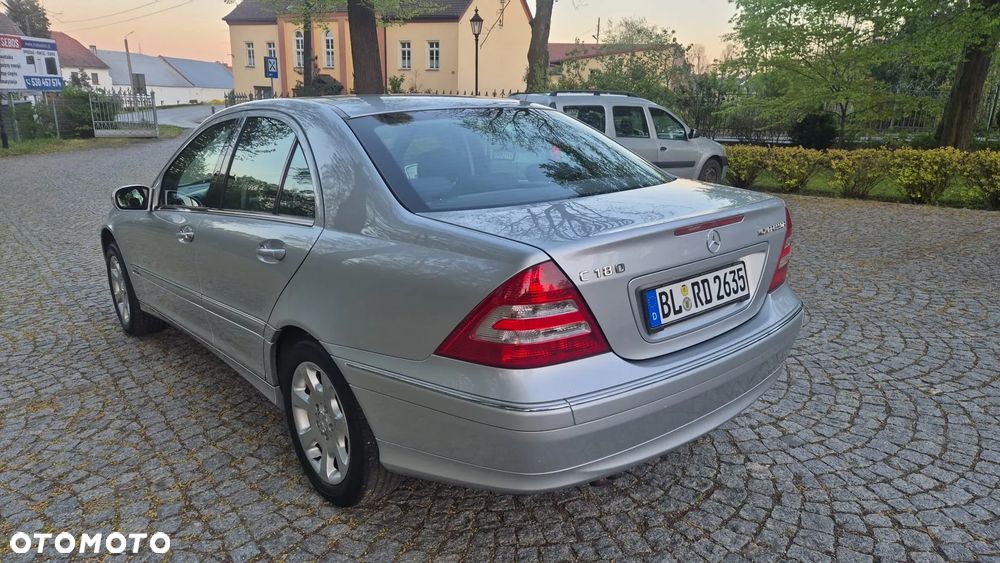 Mercedes-Benz Klasa C 180 Kompressor Automatik Elegance - 4