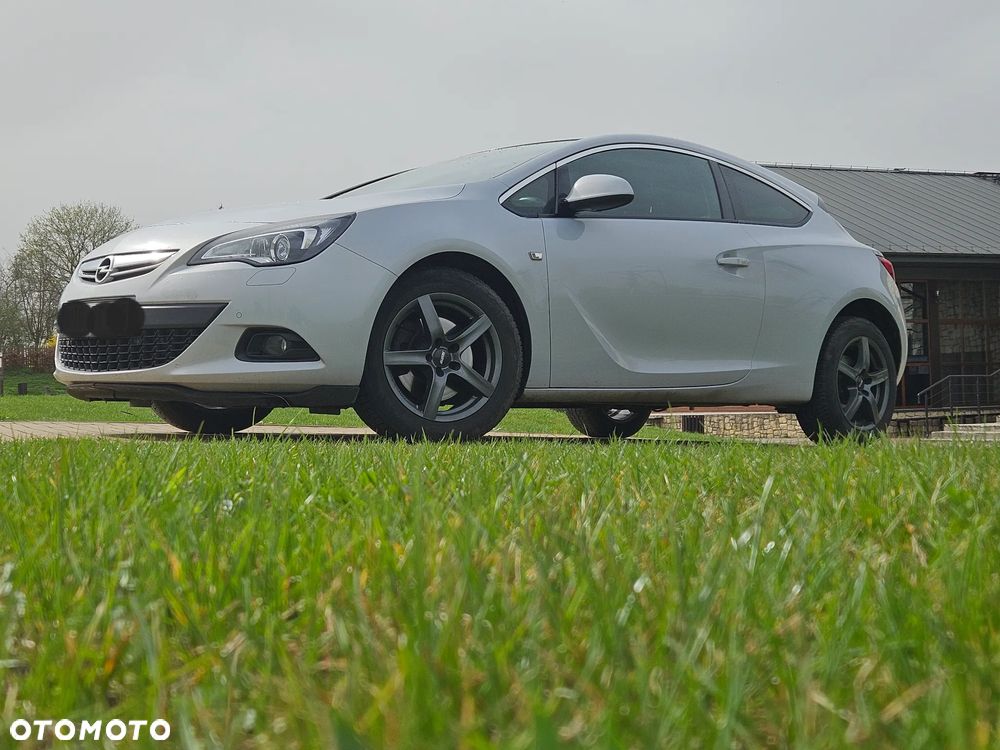 Opel Astra 1.4 Turbo - 2