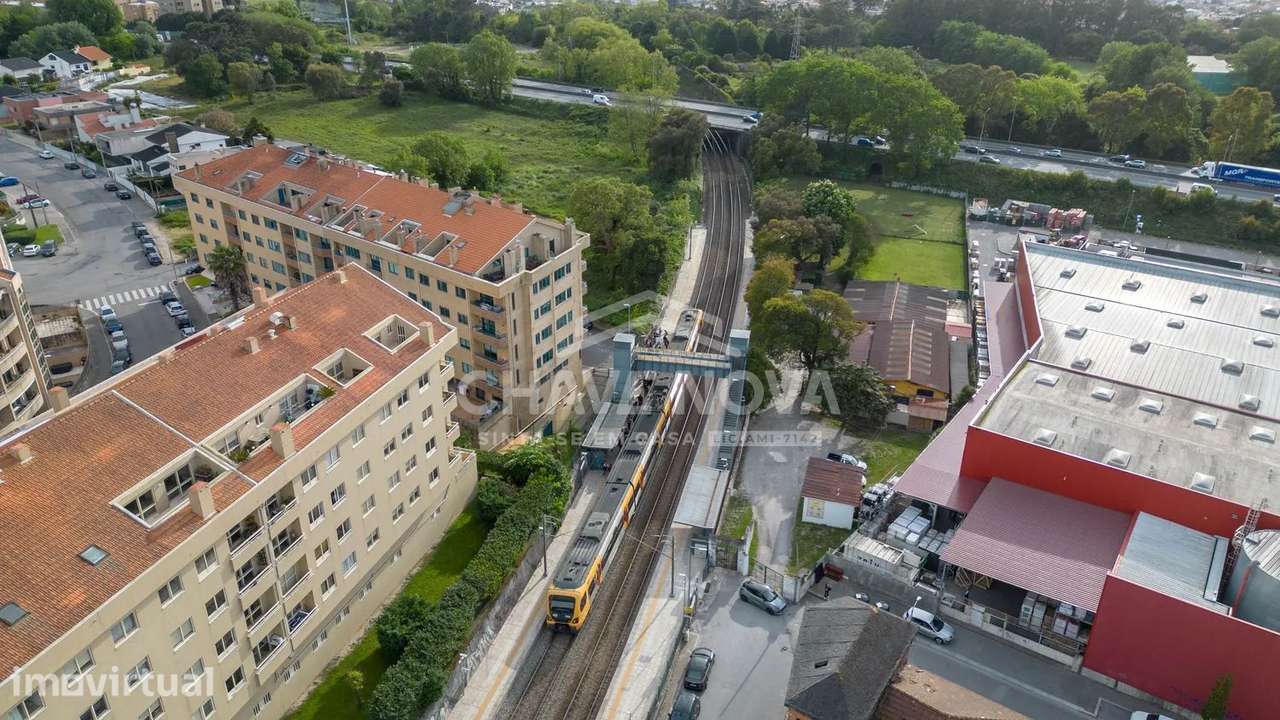 Apartamento T1+1 com garagem Box - Coimbrões Gaia - Grande imagem: 2/13