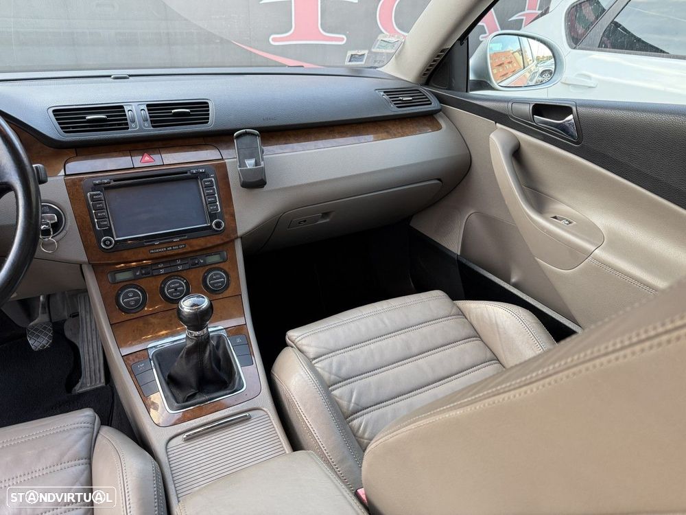 VW Passat Variant 2.0 TDI 4M Highline IM - 9