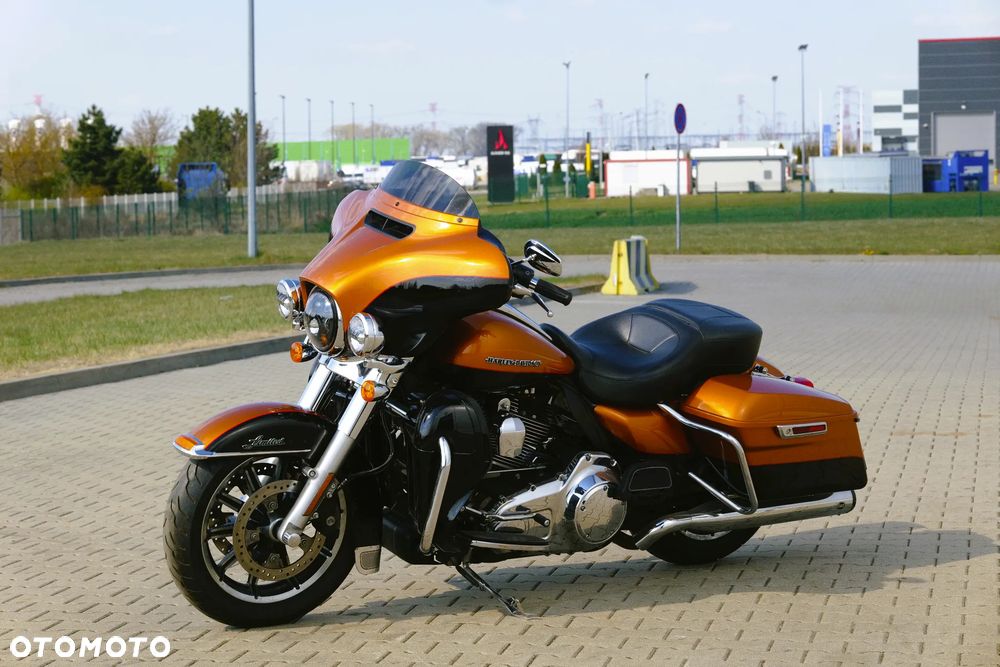 Harley-Davidson Touring Electra Glide - 2