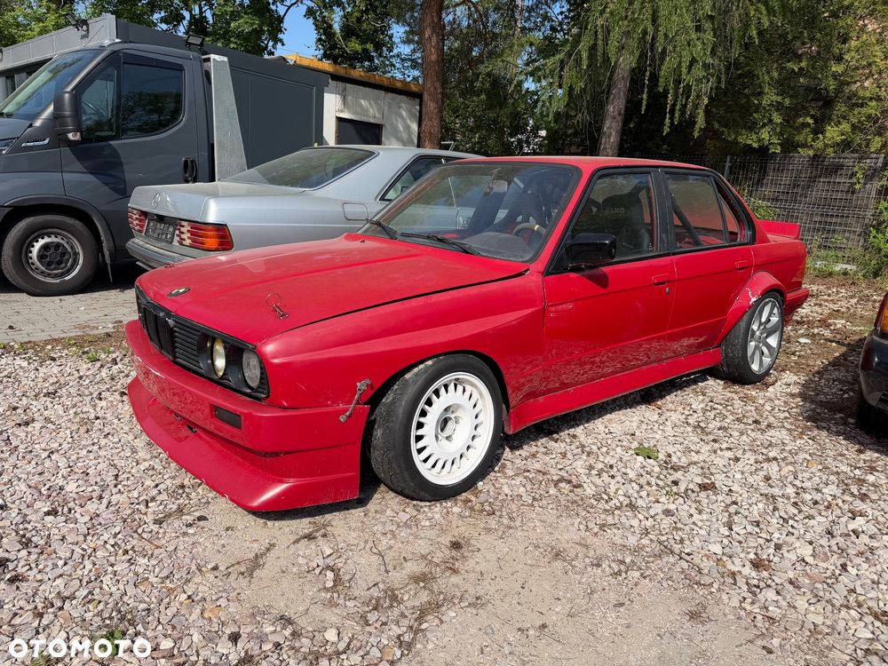 BMW Seria 3 325i - 3