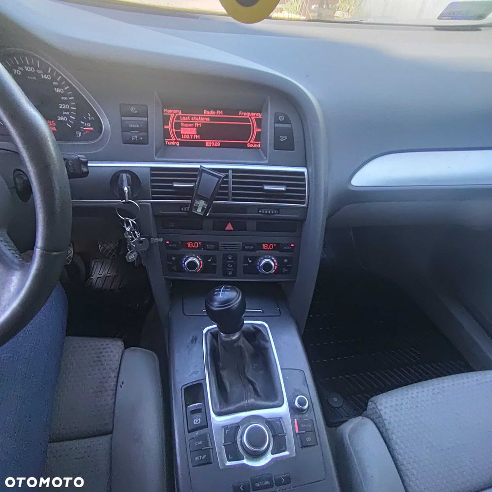 Audi A6 Avant - 2