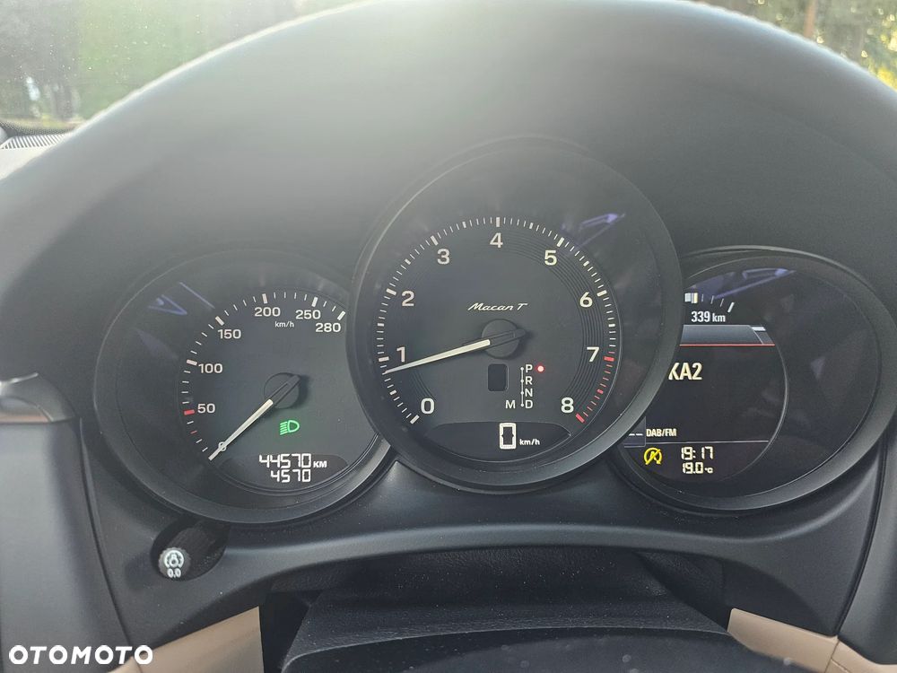 Porsche Macan T - 30