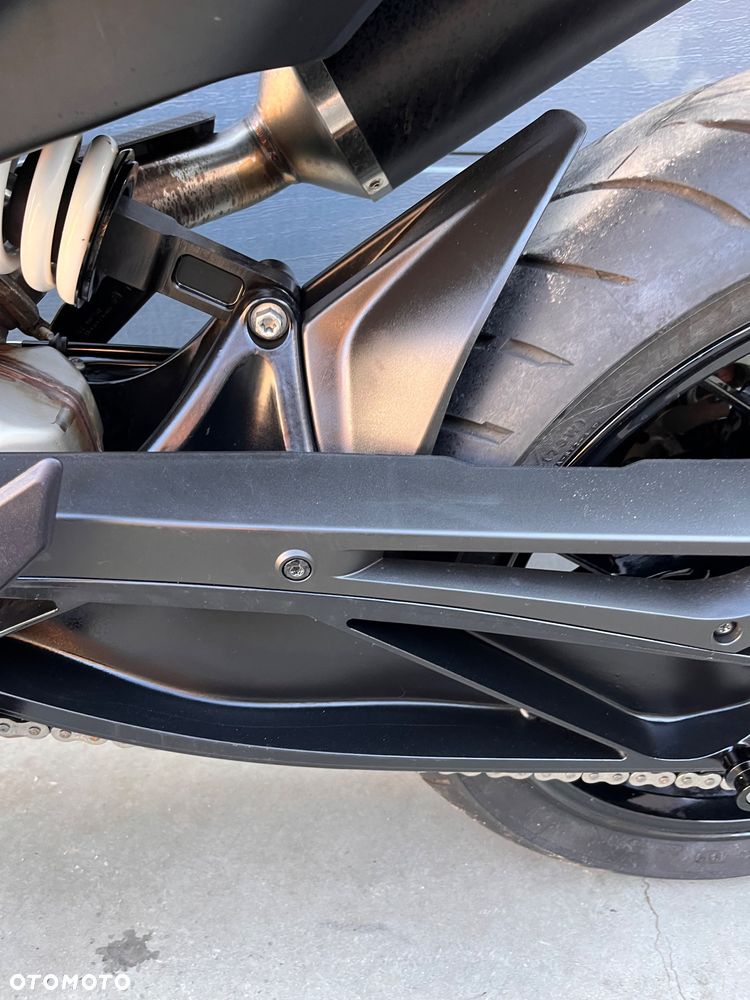 KTM Duke 790 - 23