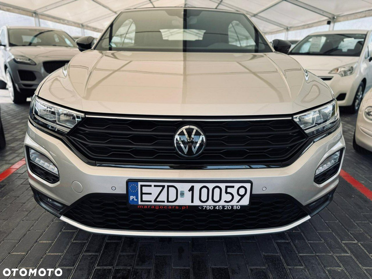 Volkswagen T-Roc - 15