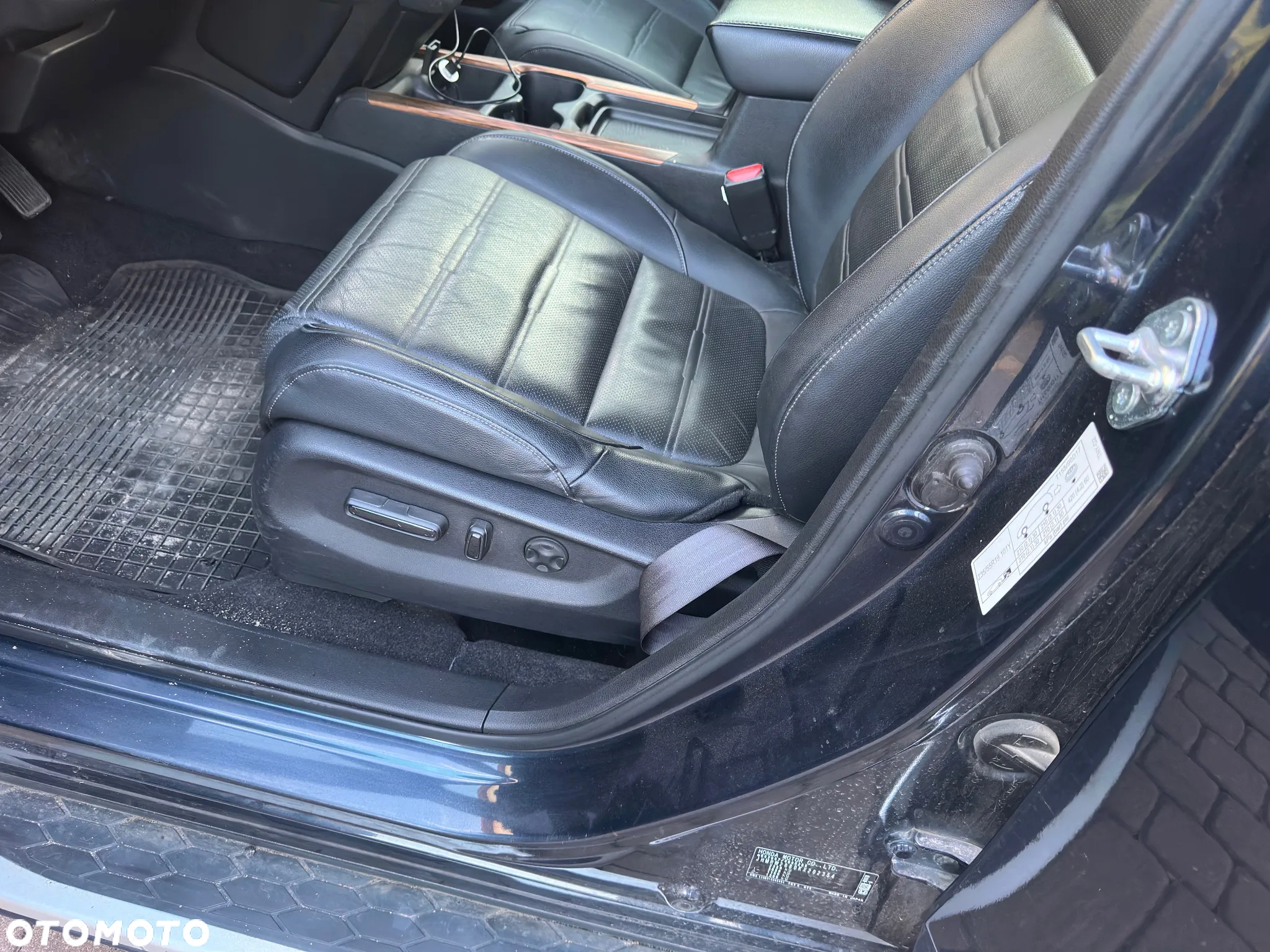 Honda CR-V 1.5 Executive (Honda Connect+) CVT - 11