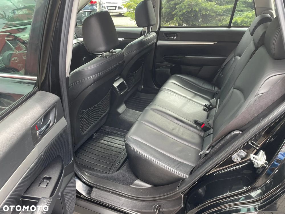 Subaru Outback 2.0 D Comfort - 19