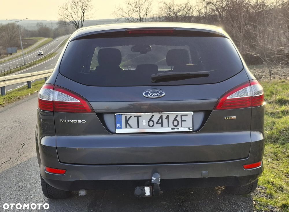 Ford Mondeo 2.0 TDCi Titanium - 8