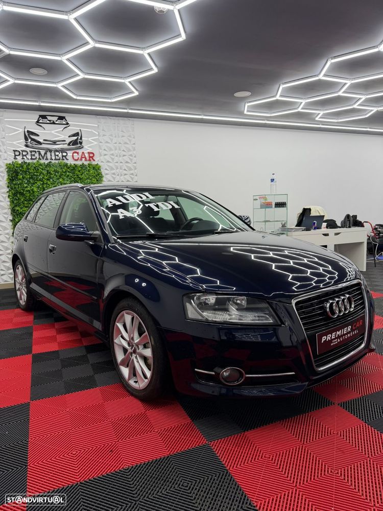 Audi A3 Sportback 2.0 TDi Attraction - 4