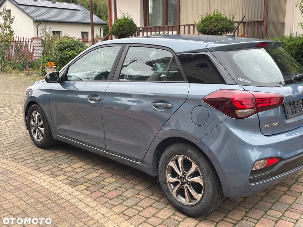 Hyundai i20 blue 1.2 Classic - 9