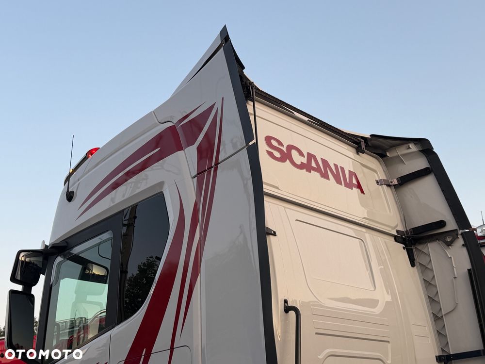 Scania 500S SCANIA Super z Niemiec pełna opcja, skóry, 6x poduszek przód i tył 2022/2023 - 17