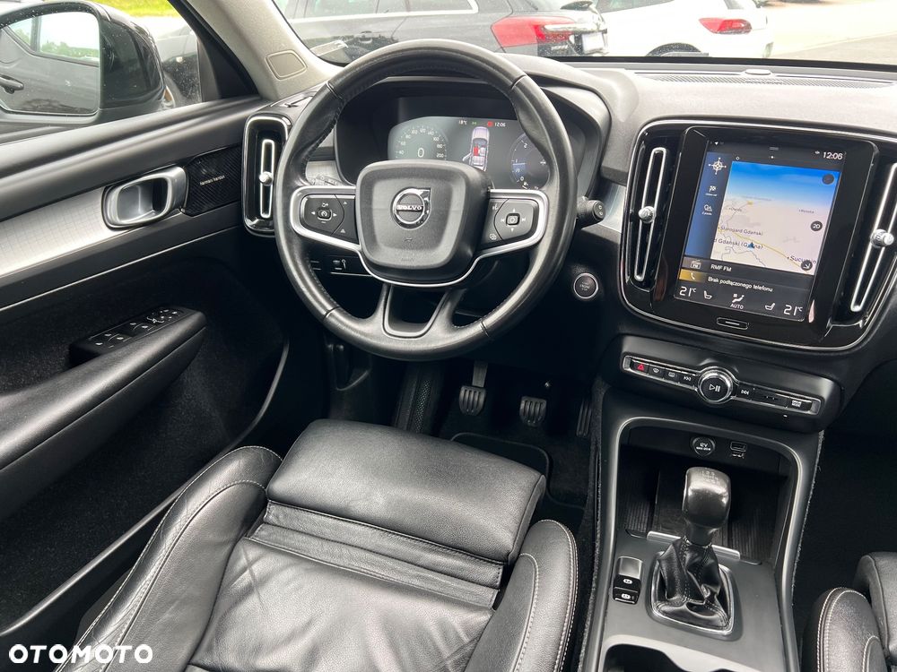 Volvo XC 40 D3 AWD R-Desgin - 20