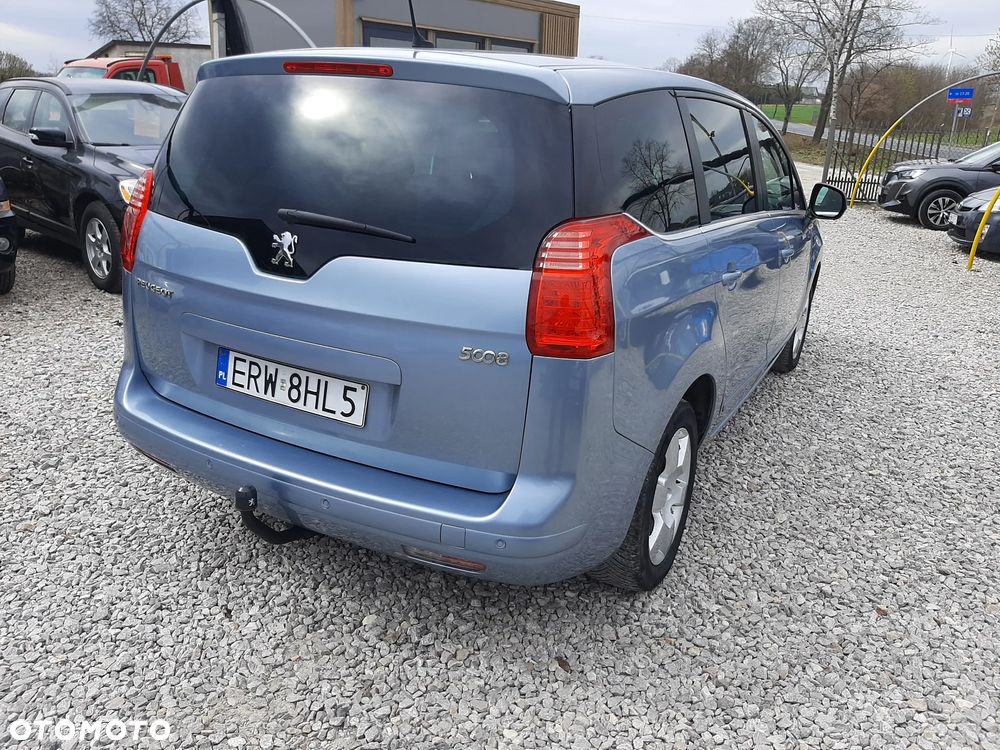 Peugeot 5008 1.6 Access 7os - 9