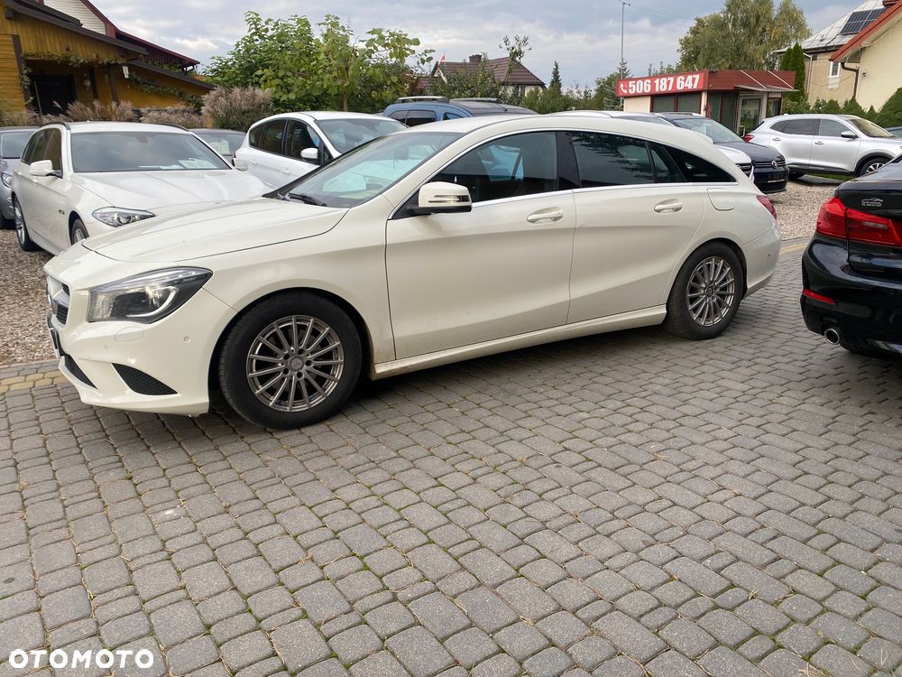 Mercedes-Benz CLA - 4