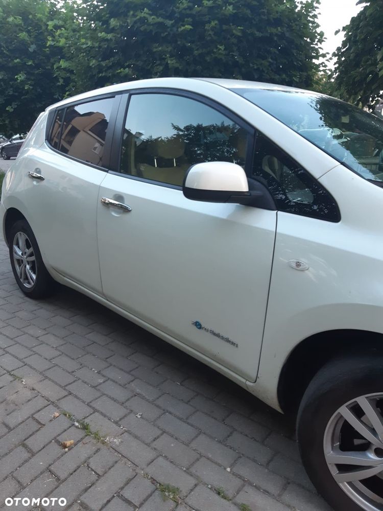 Nissan Leaf - 5