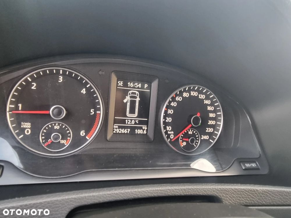 Volkswagen Multivan - 9