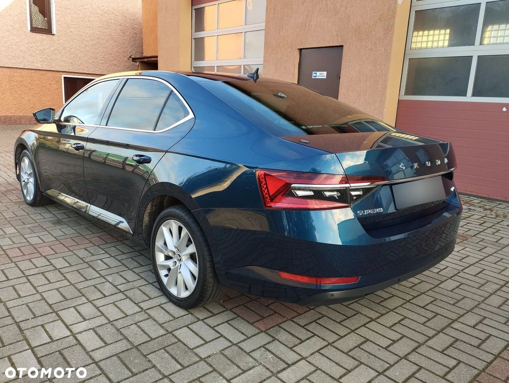 Skoda Superb 2.0 TDI SCR 4x4 Ambition DSG - 4