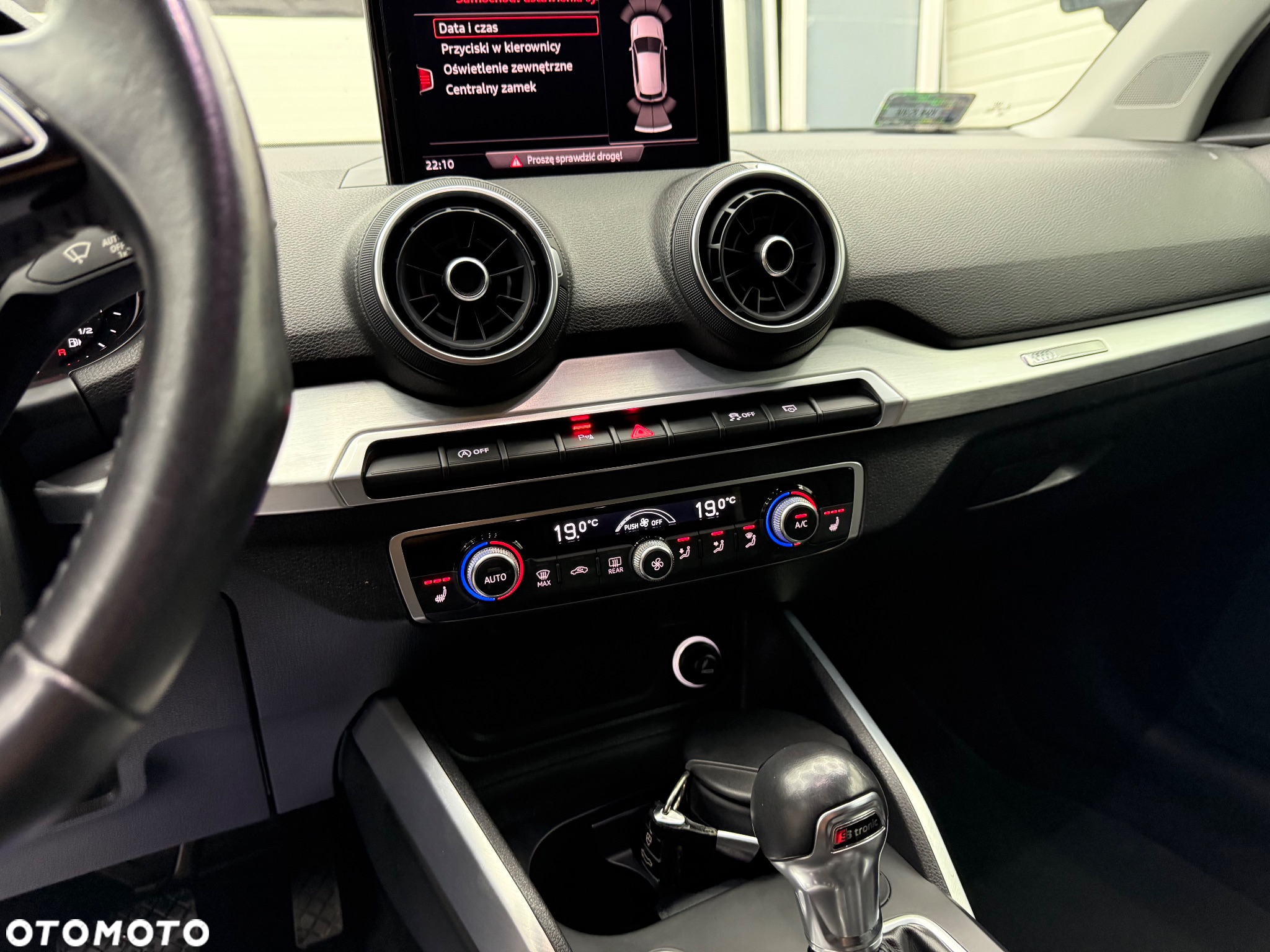 Audi Q2 1.4 TFSI CoD Sport S tronic - 15