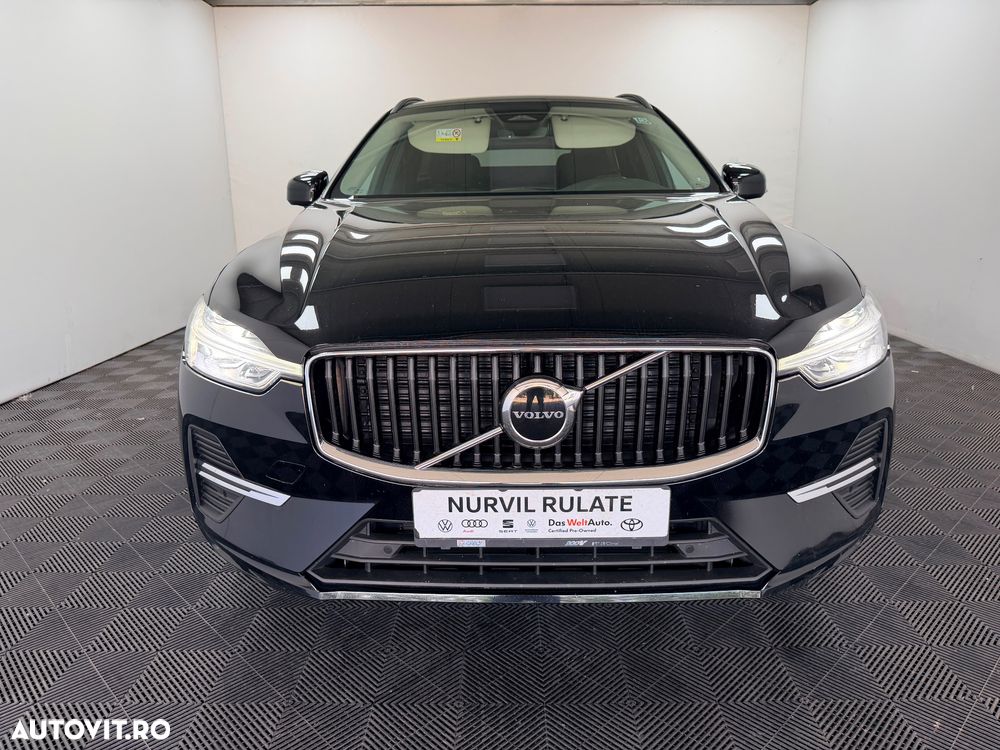 Volvo XC 60 B4 MHEV AT AWD Core - 1