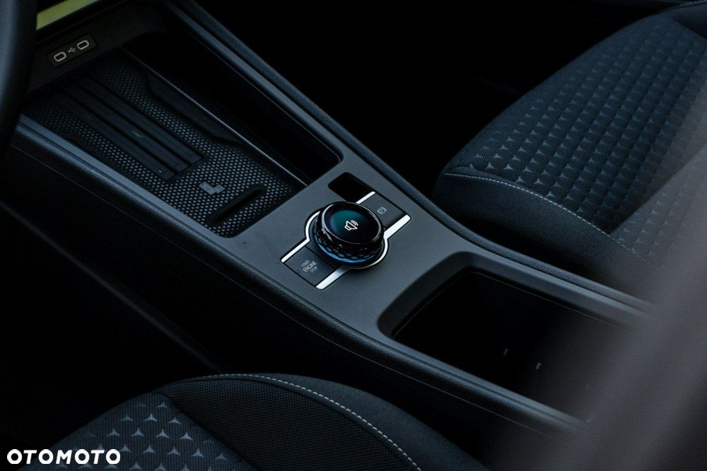 Volkswagen T-Roc - 19